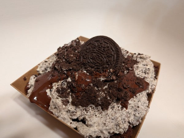 Speedway Cookies and Cream Cake Slice
