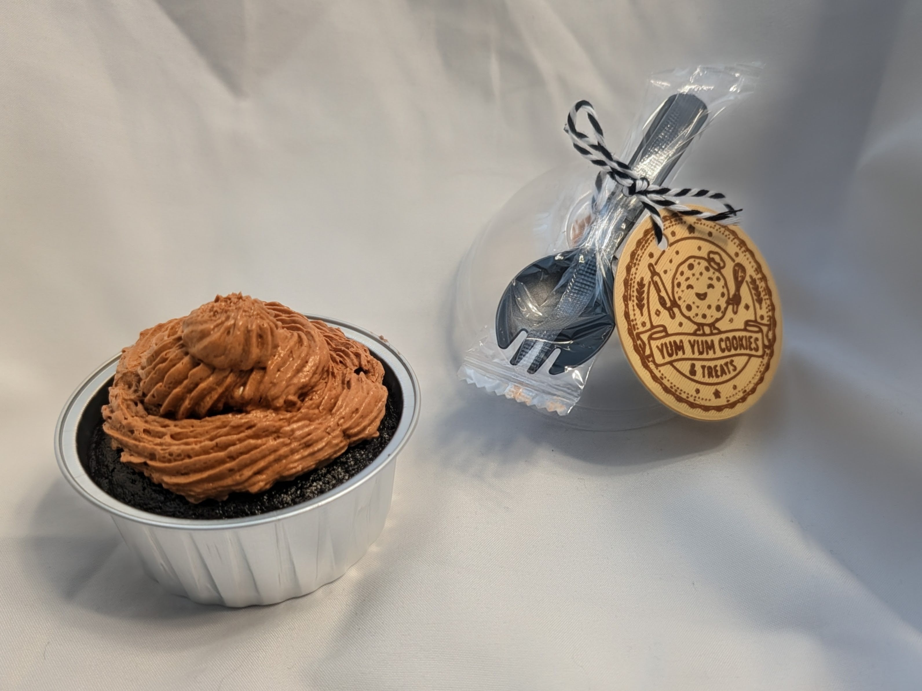 Silk-Fudge Heritage Cupcakes.